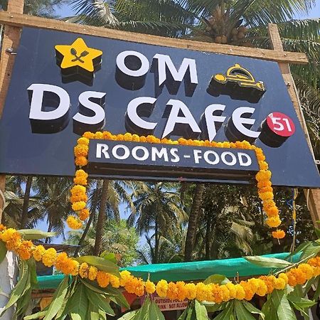 Om D S Cafe 51 & Beach Stay Gokarna (Karnataka) Exterior foto