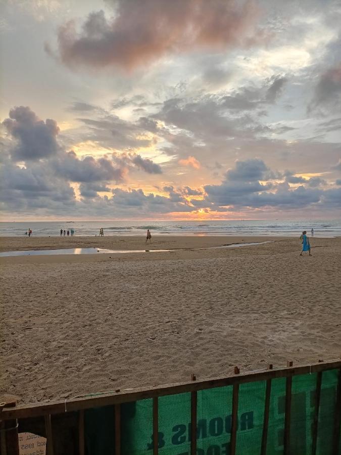 Om D S Cafe 51 & Beach Stay Gokarna (Karnataka) Exterior foto