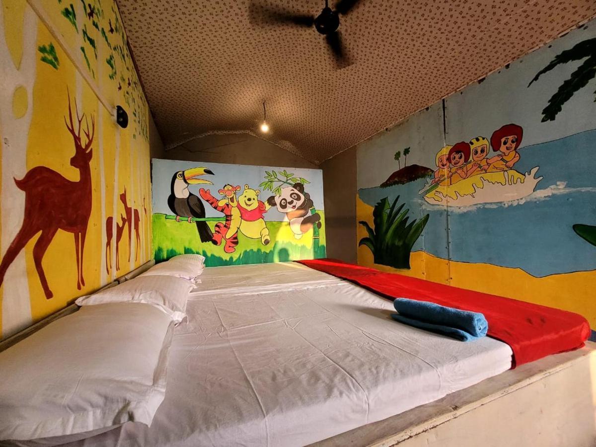 Om D S Cafe 51 & Beach Stay Gokarna (Karnataka) Exterior foto