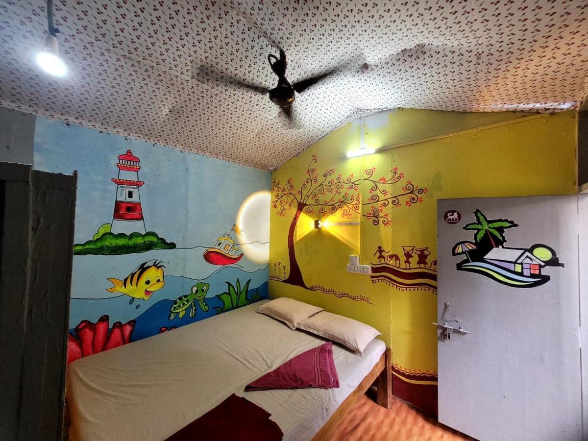 Om D S Cafe 51 & Beach Stay Gokarna (Karnataka) Exterior foto