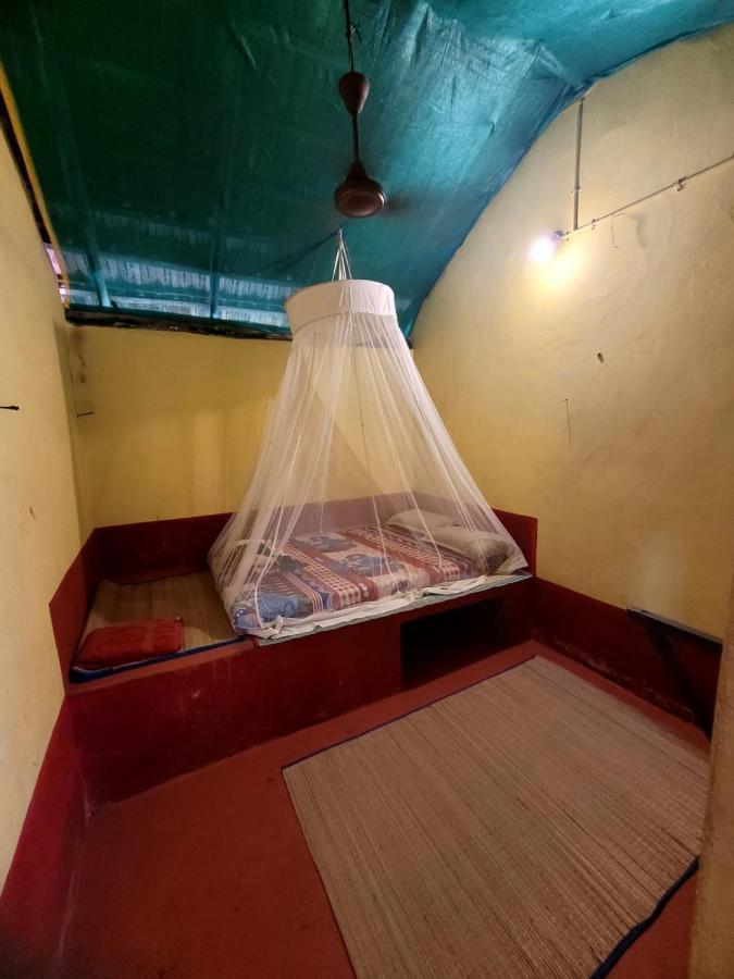 Om D S Cafe 51 & Beach Stay Gokarna (Karnataka) Exterior foto